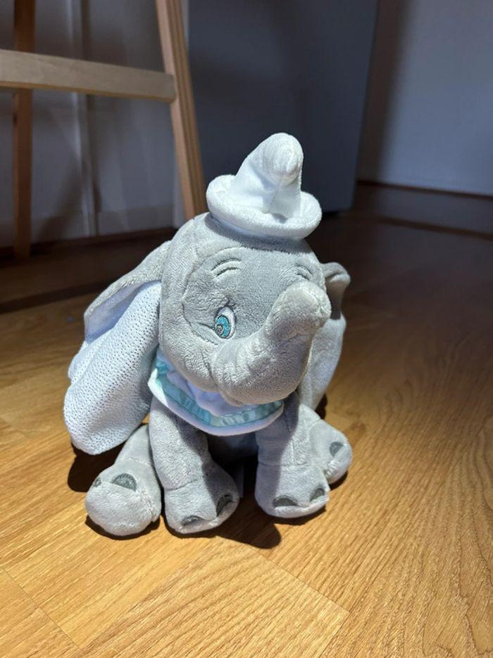 Peluche Disney Dumbo - photo numéro 2