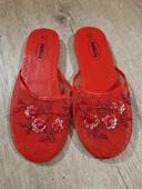 Chaussons rouges Franky Shoes taille 39