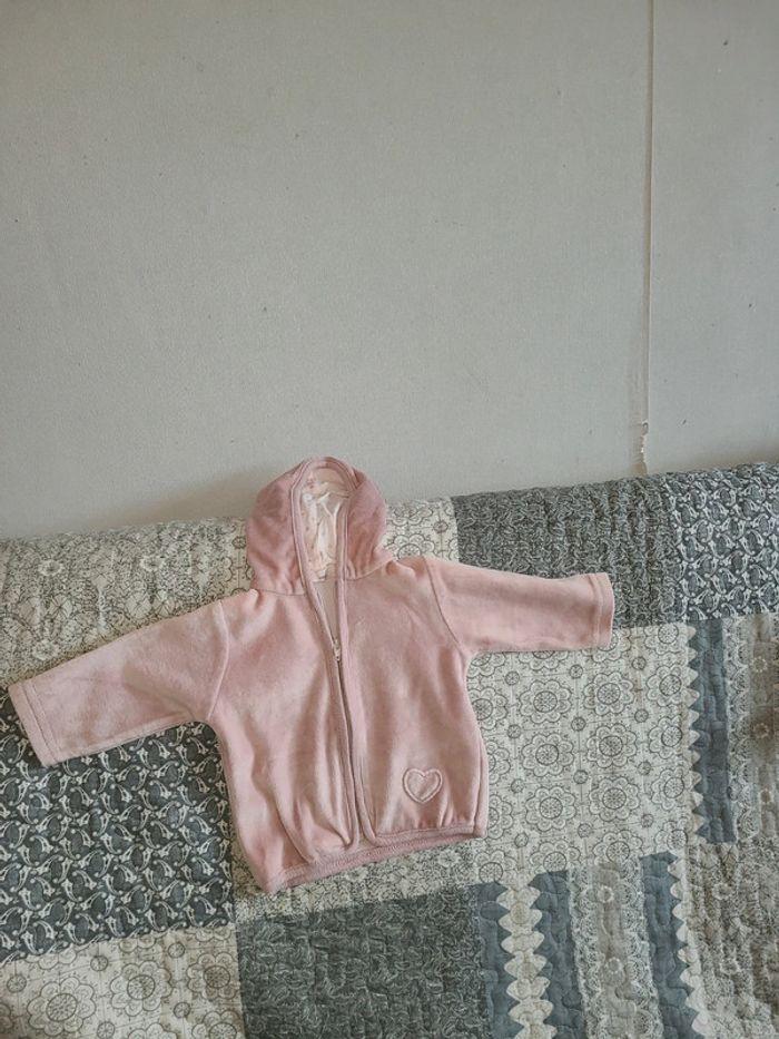 Veste fille avec petit cœur