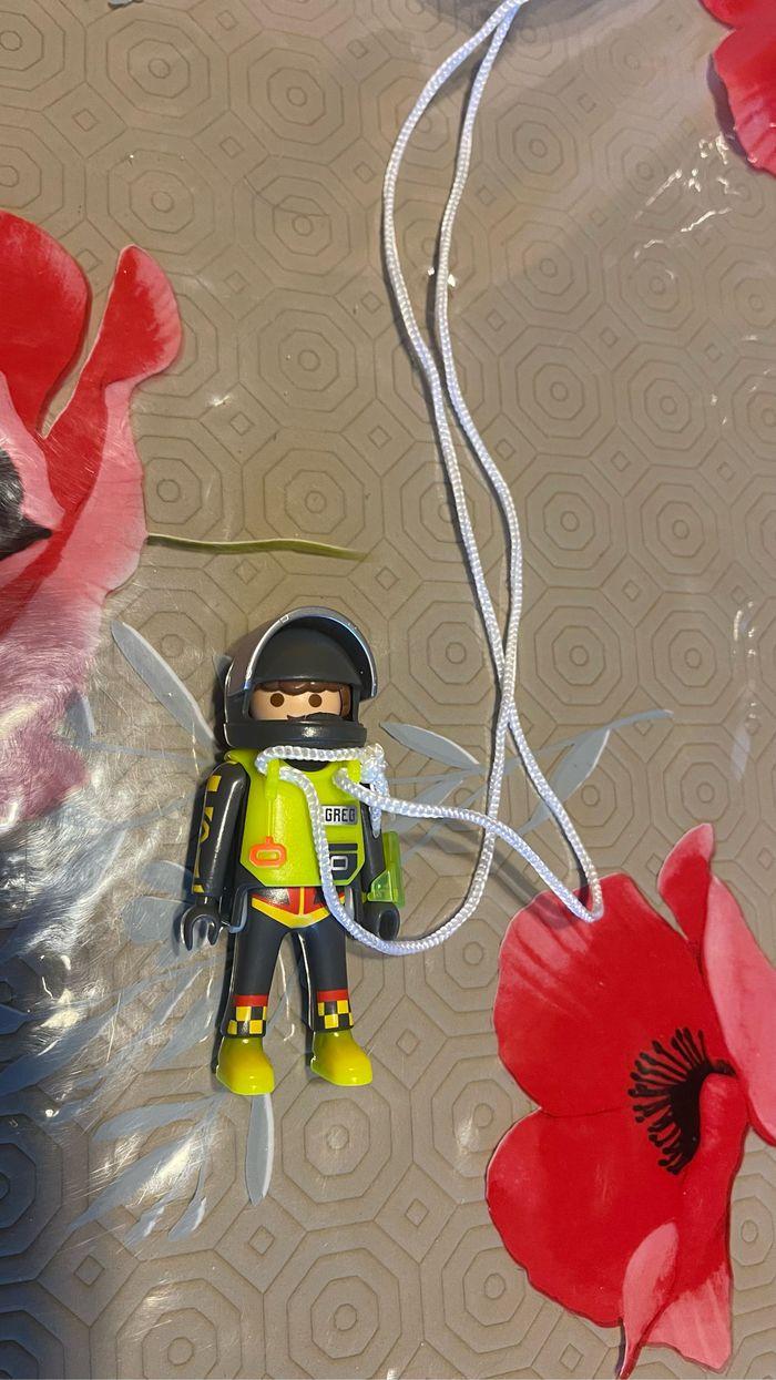 Lot de 3 parachutes avec son playmobil complet - photo numéro 4