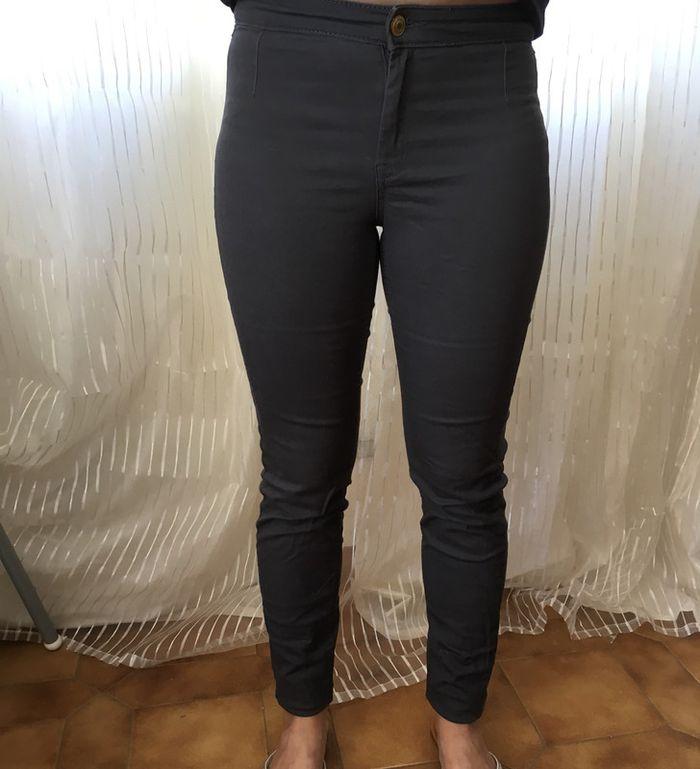 Pantalon slip gris - photo numéro 1