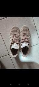 Adidas gazelle beige et blanche T.39