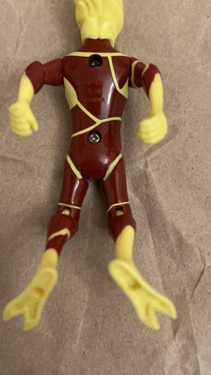 Bandai - 2008 Ben 10 Omniverse figurine Heatblast 10cm - photo numéro 11