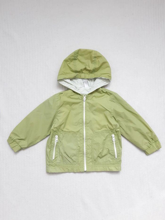 Imperméable vert à capuche Zara 12/18 mois - photo numéro 1