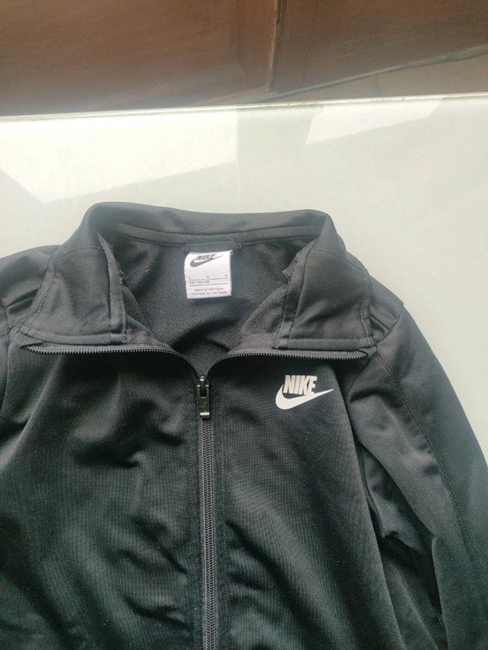 Veste survêtement Nike garçon 12-13 ans très bon état - photo numéro 3