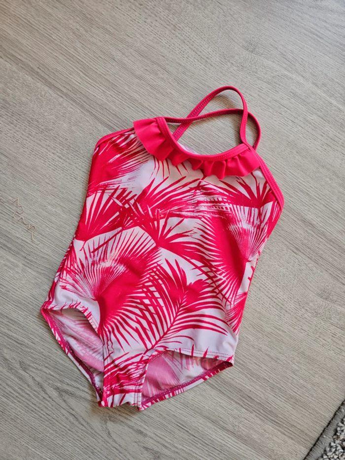 Maillot de bain rose 6 ans - photo numéro 1