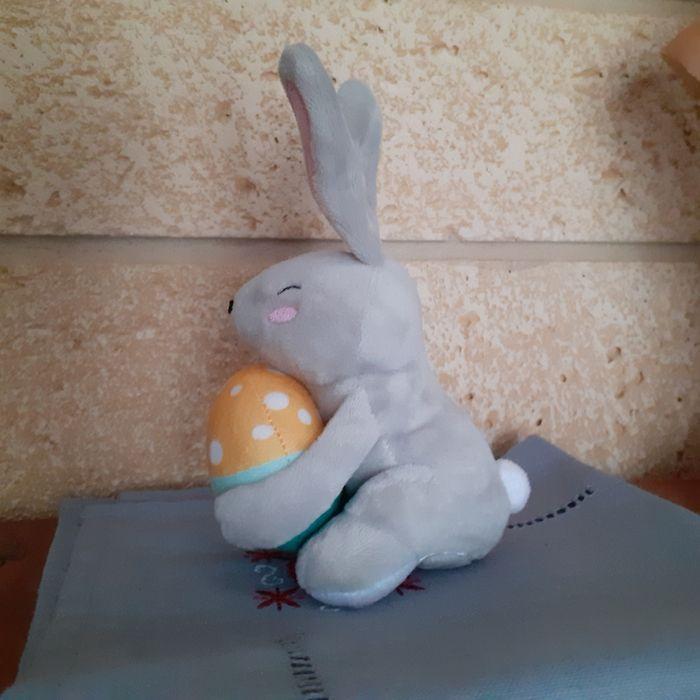 Pâques:  Doudou "Petit Lapin avec œuf de Pâques " - photo numéro 4