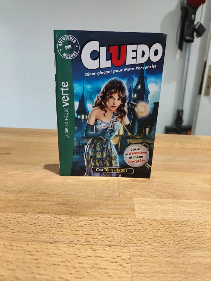 Livre Cluedo - photo numéro 1