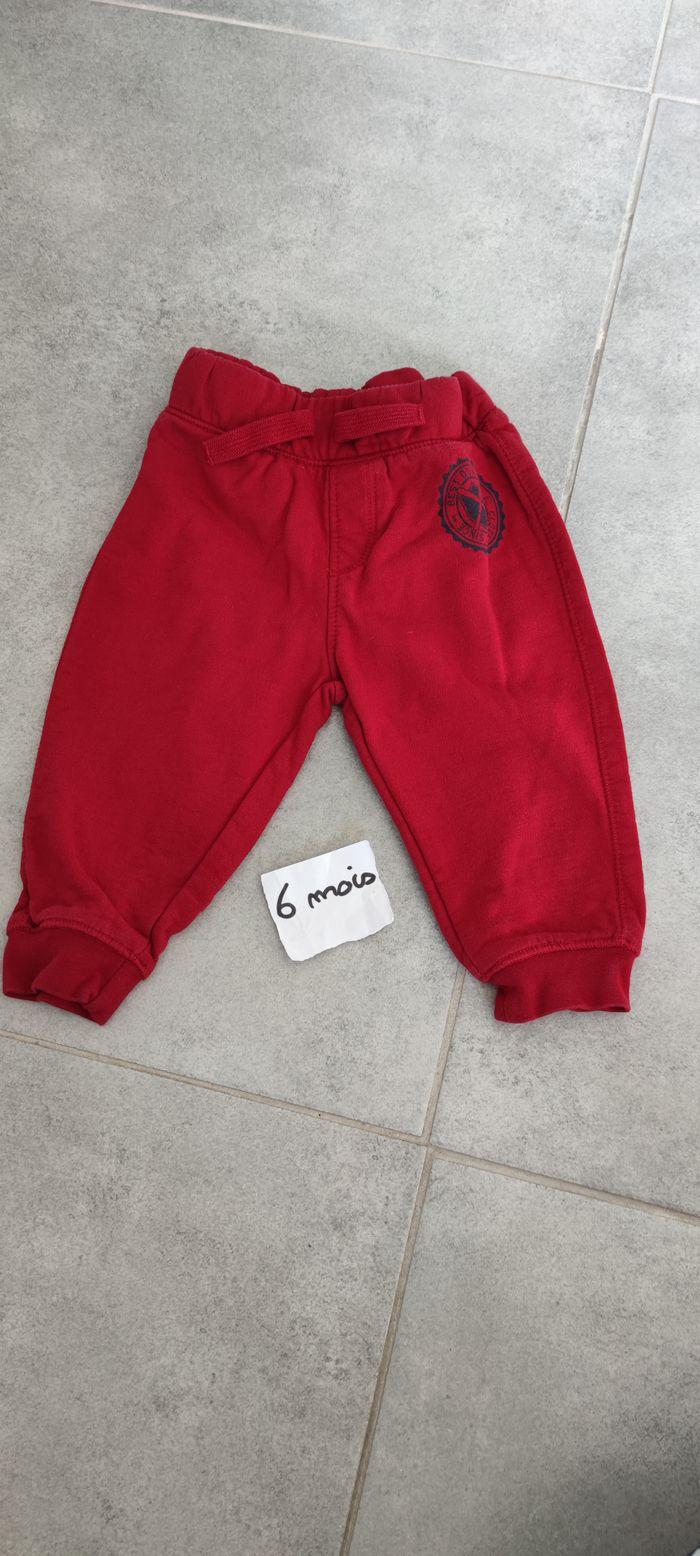 Pantalon jogging rouge bébé 6 mois - photo numéro 1