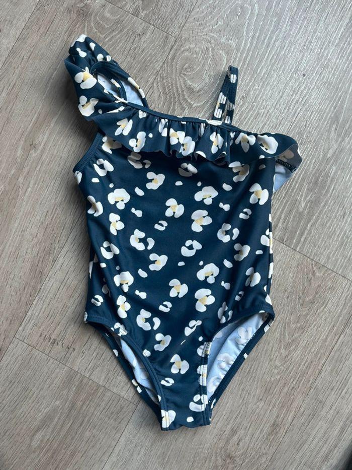 Maillot de bain une pièce - photo numéro 2