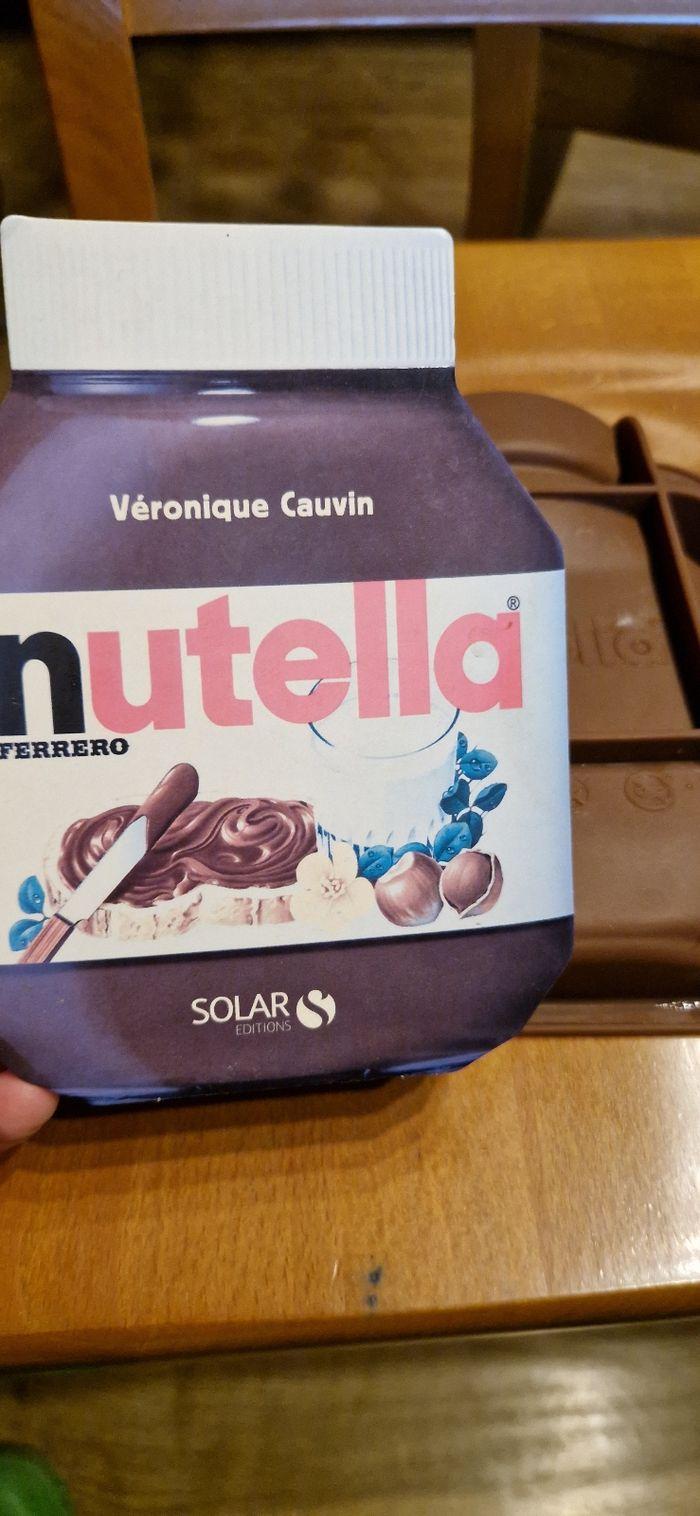 Moule à gâteau Nutella et livre de recette - photo numéro 4