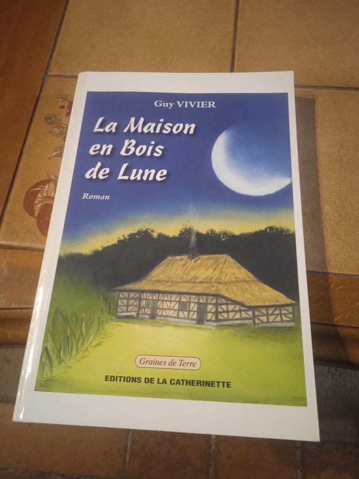 La maison en bois de lune - photo numéro 1