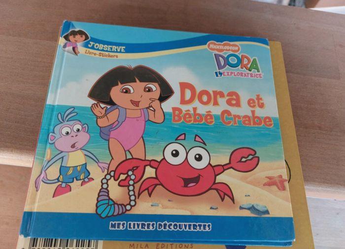 Livre dora et le bébé crabe - photo numéro 1