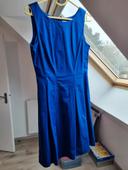 Robe bleue, camaïeu, 38