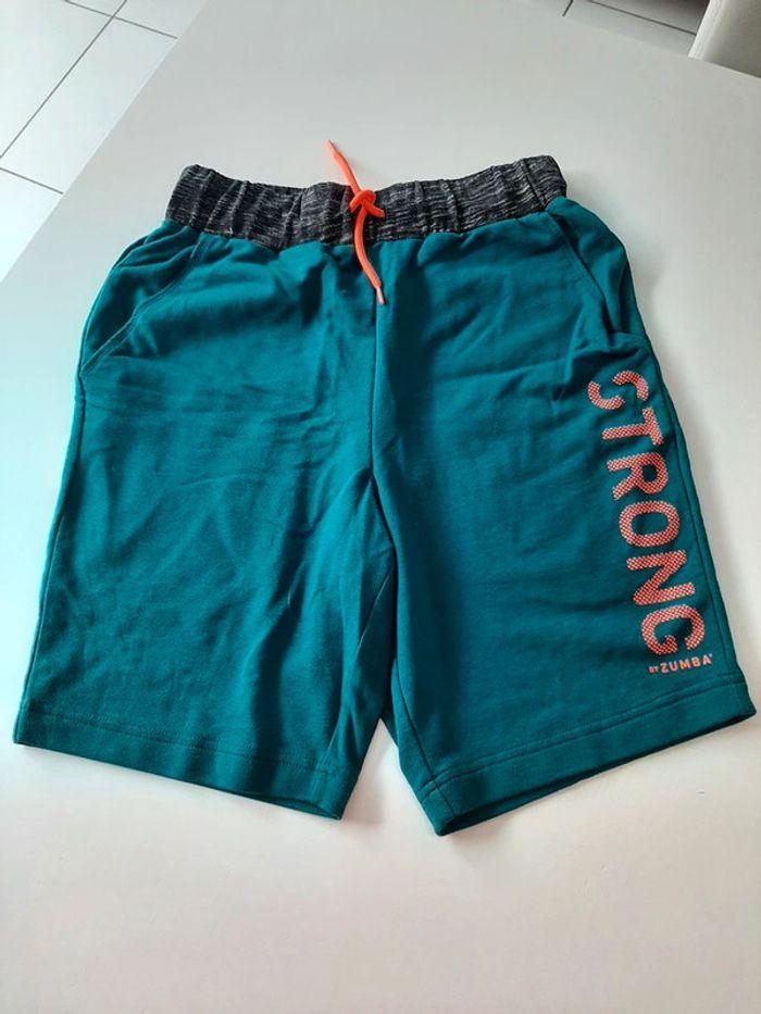 vetements de sport Strong vert taille XS - photo numéro 1