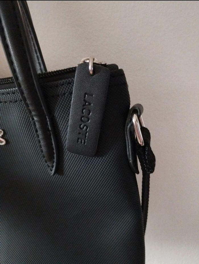 Sac en bandoulière Lacoste - photo numéro 4