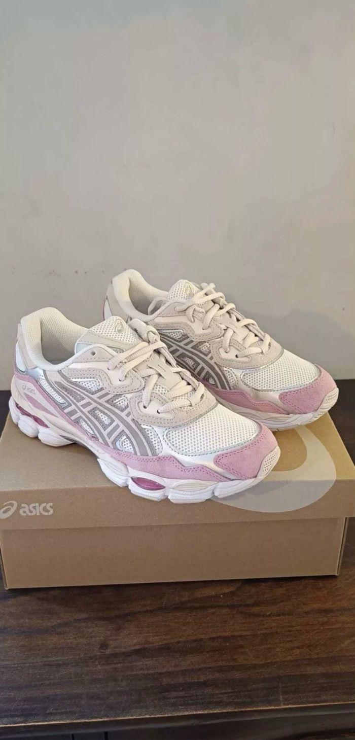 Baskets ASICS Gel NYC crème beige minéral rose - photo numéro 7