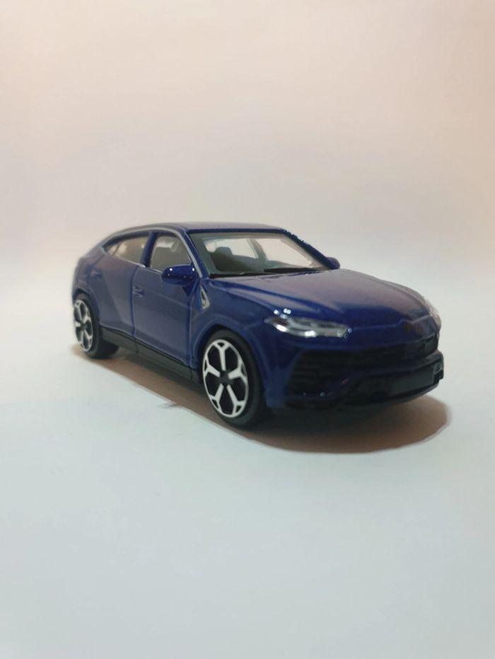 Lamborghini Urus 1/43 Bleu - Burago - photo numéro 6