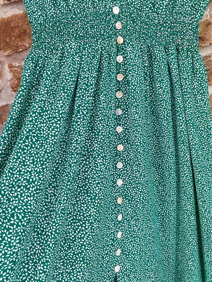 Robe verte "IN APRIL 1986" - photo numéro 3