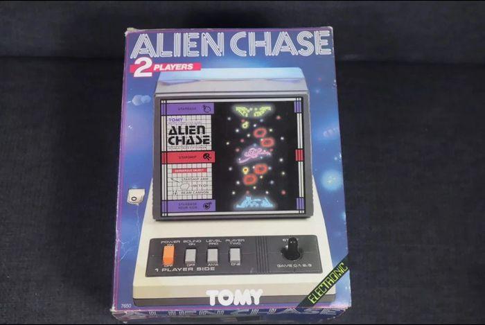 jeux vide tomy alien Chase rare - photo numéro 8