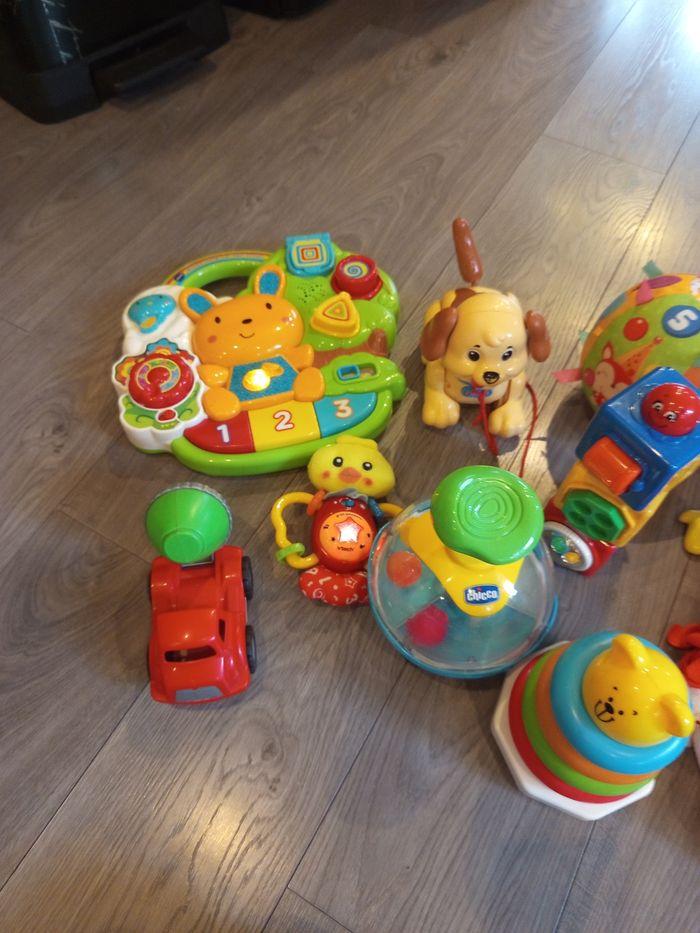 Gros lot de jouets 1er âge - photo numéro 2