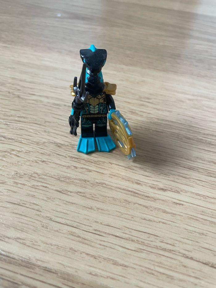 Lego Ninjago Lloyd’s Hydro Mech - photo numéro 6