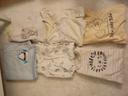 Lot de 5 pyjamas+ serviette bébé