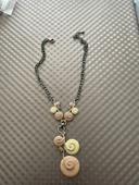 Collier ton beige