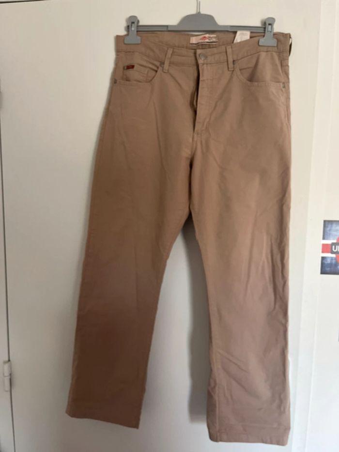 Pantalon jean beige Lee Cooper taille 44 - photo numéro 1