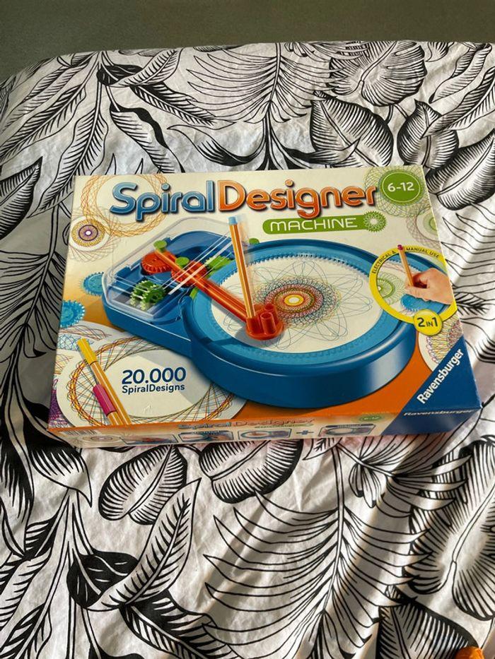 Jeu spiraldesigner - photo numéro 1