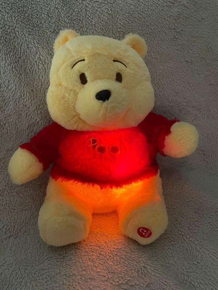 Peluche lumineuse respirante Disney Winnie - photo numéro 12