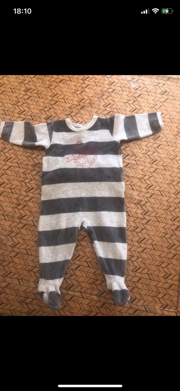 Lot 3 pyjamas 6 mois petit bateau - photo numéro 3