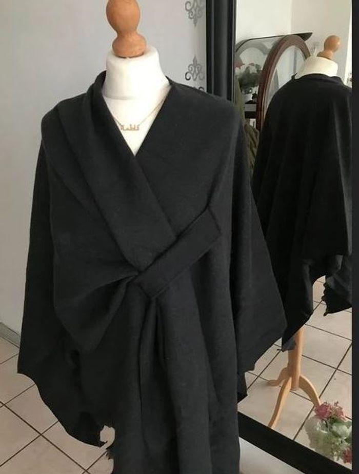 Poncho chaud ultra doux noir 🌹 - photo numéro 3