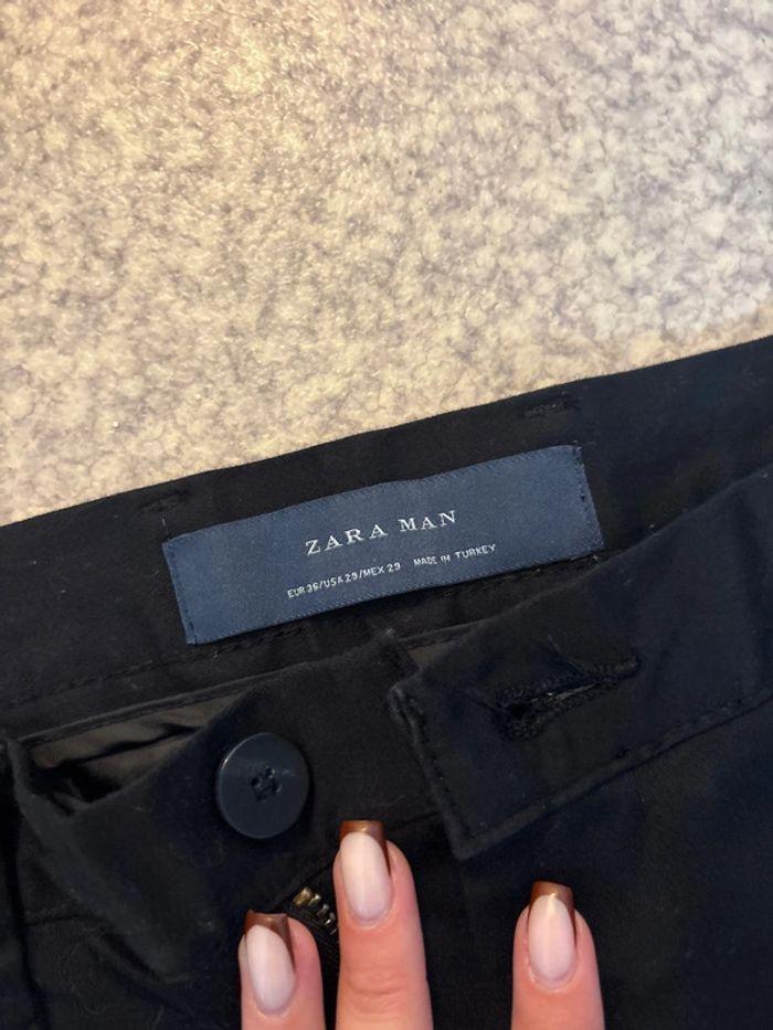 Pantalon type costume Zara homme - photo numéro 2