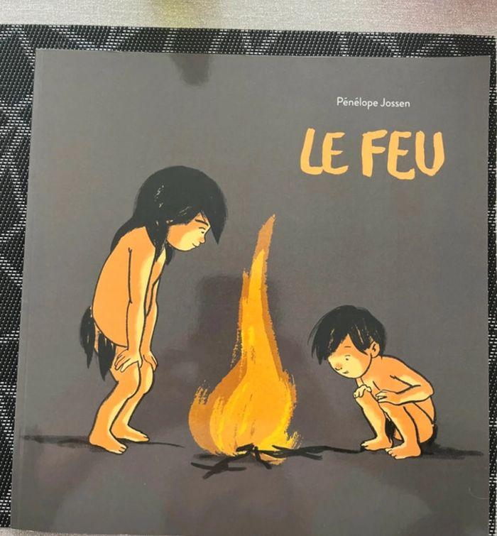 Livre souple : le feu - photo numéro 1