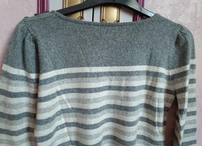 Pull " ONU22" gris- blanc en T.40 ( 20% laine) - photo numéro 7