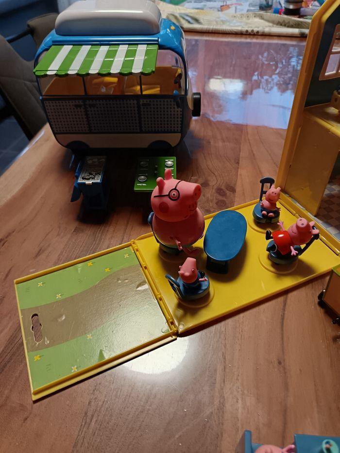 Maison train école et camping car Peppa pig - photo numéro 3