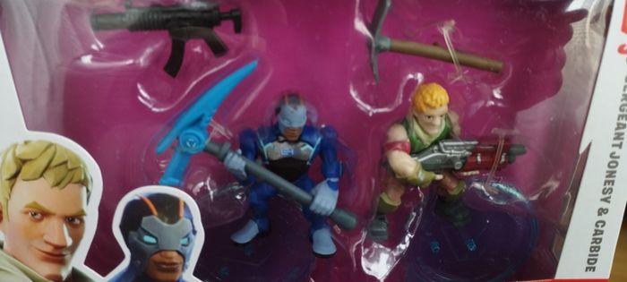 Figurines Fortnite Neuves - photo numéro 2