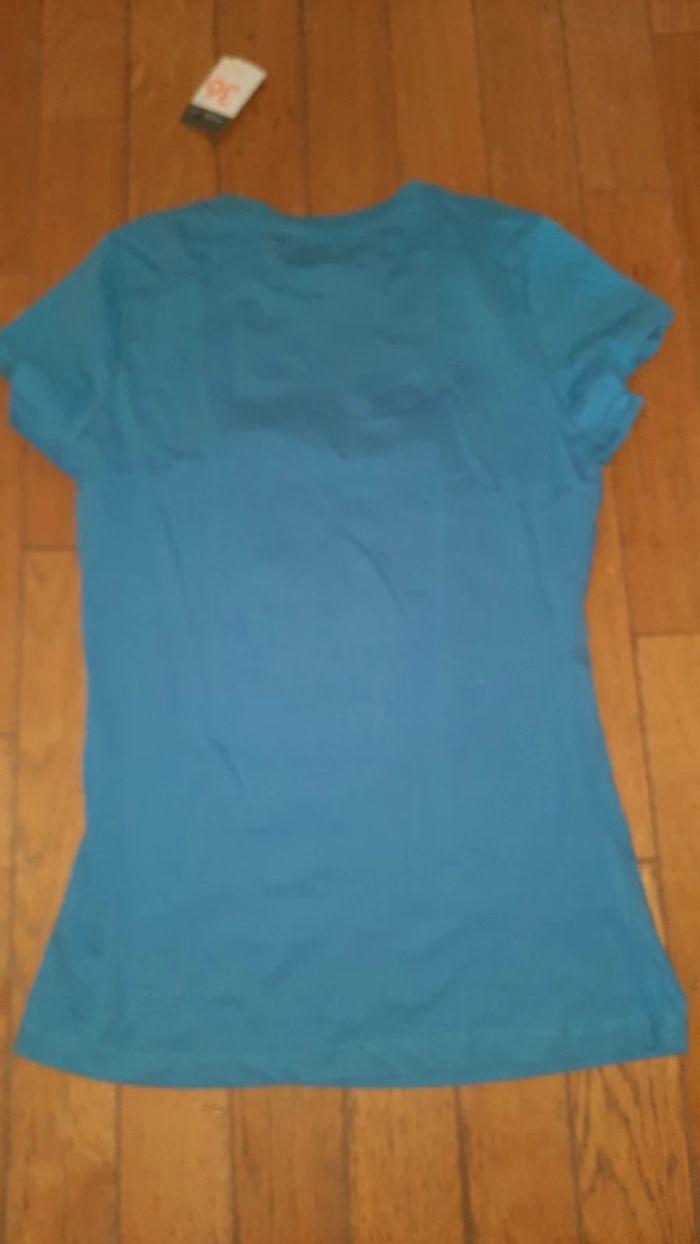 Tee shirt bleu taille 36 neuf - photo numéro 3