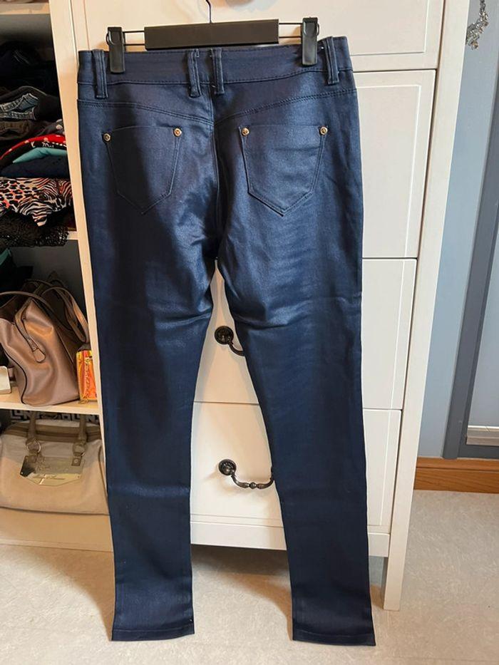 Pantalon bleu marine brillant - photo numéro 2