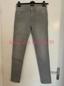 Jean gris extensible taille haute coupe slim fit kiabi taille 38