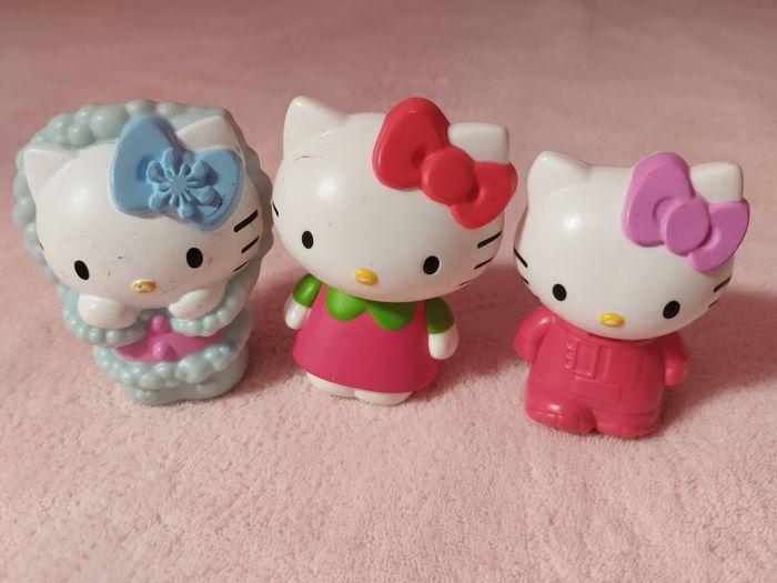 Figurines hello Kitty