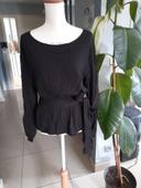 Top Karl Marc John taille 40