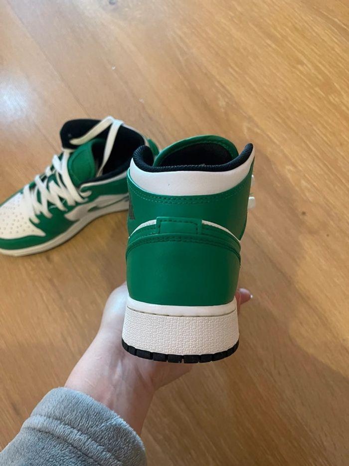 Air Jordan 1 mid lucky Green - photo numéro 4