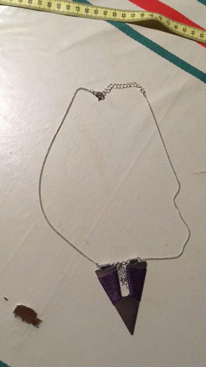 Collier original de 28 à 30 cm environ très bon état - photo numéro 2