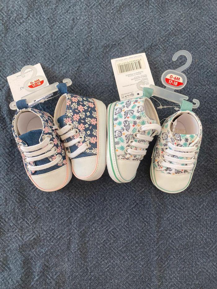 Lot chaussures bébés - photo numéro 1