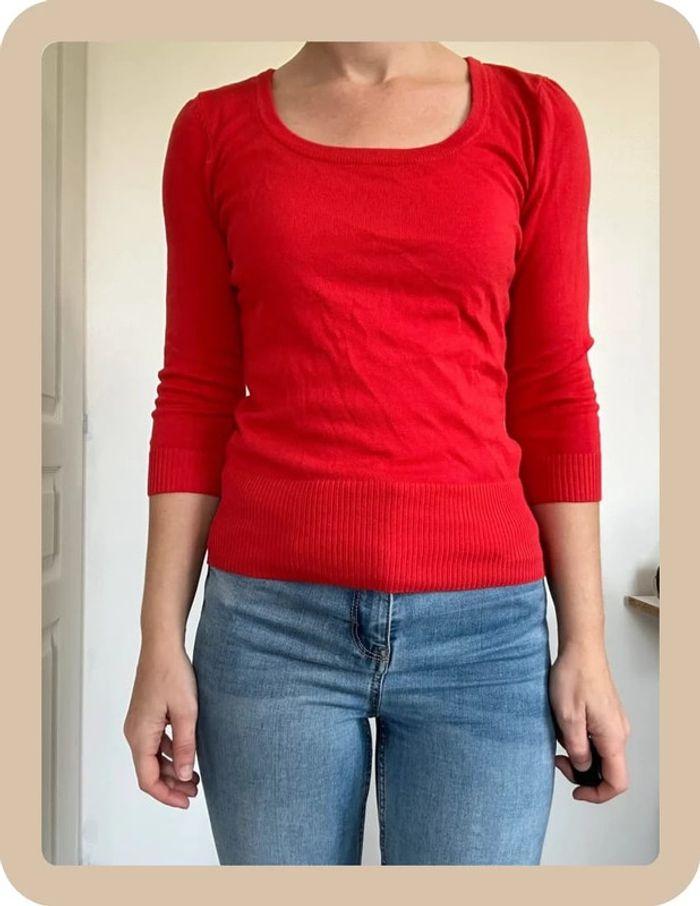 Pull fin court rouge H&M taille 36 💖 - photo numéro 1