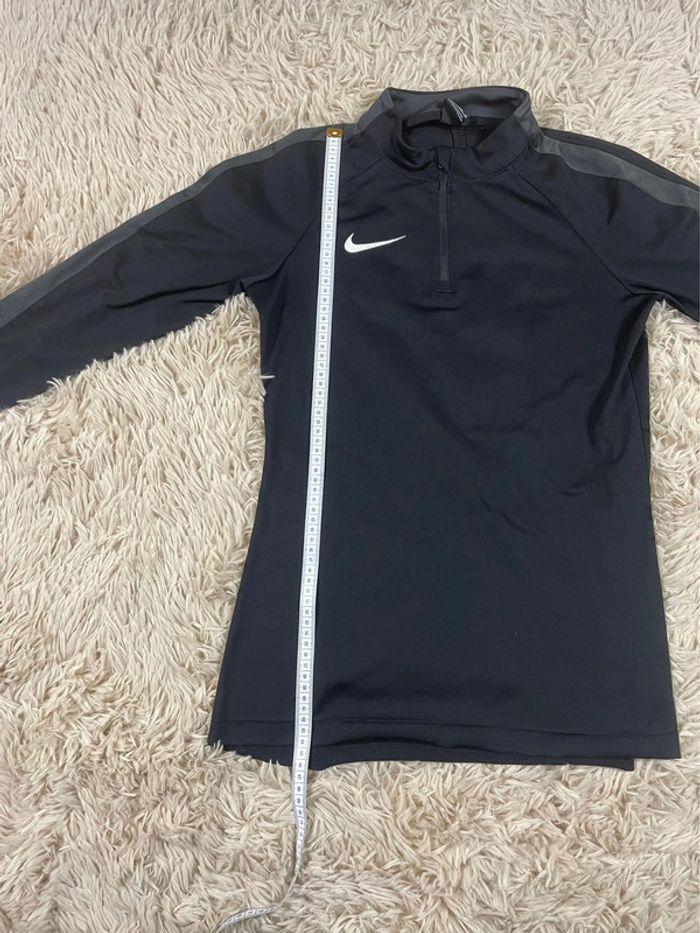 Sweat leger nike football running taille xs noir - photo numéro 8