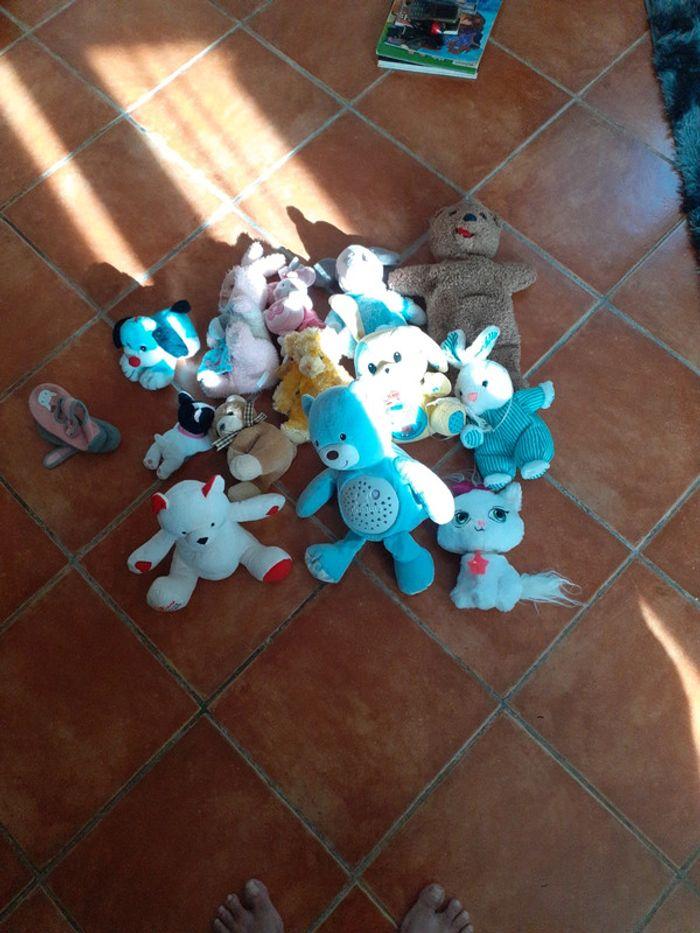 Lot de peluches - photo numéro 1