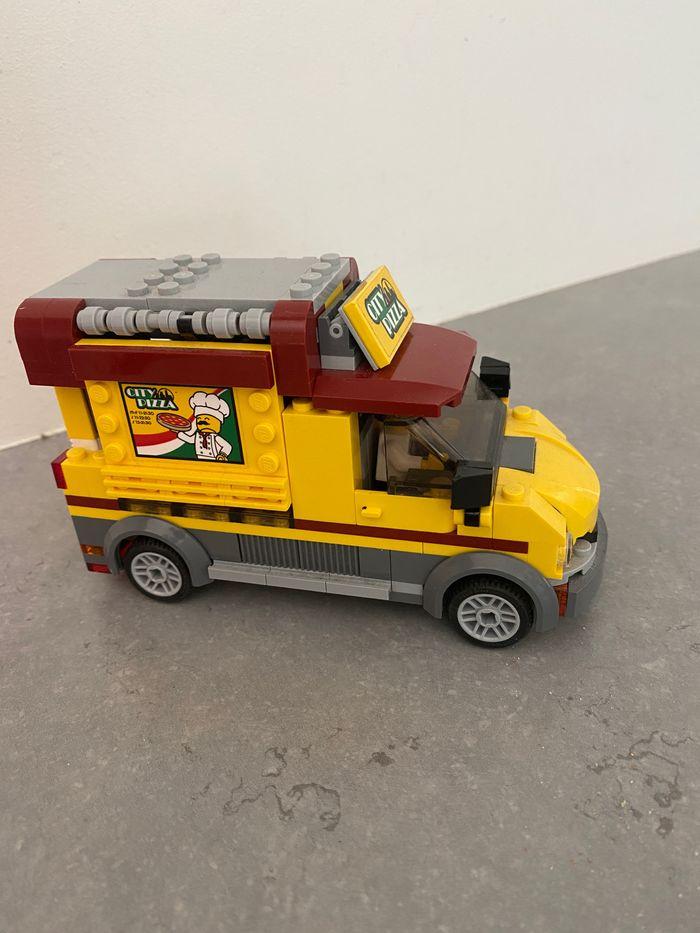 Camion pizza lego - photo numéro 2